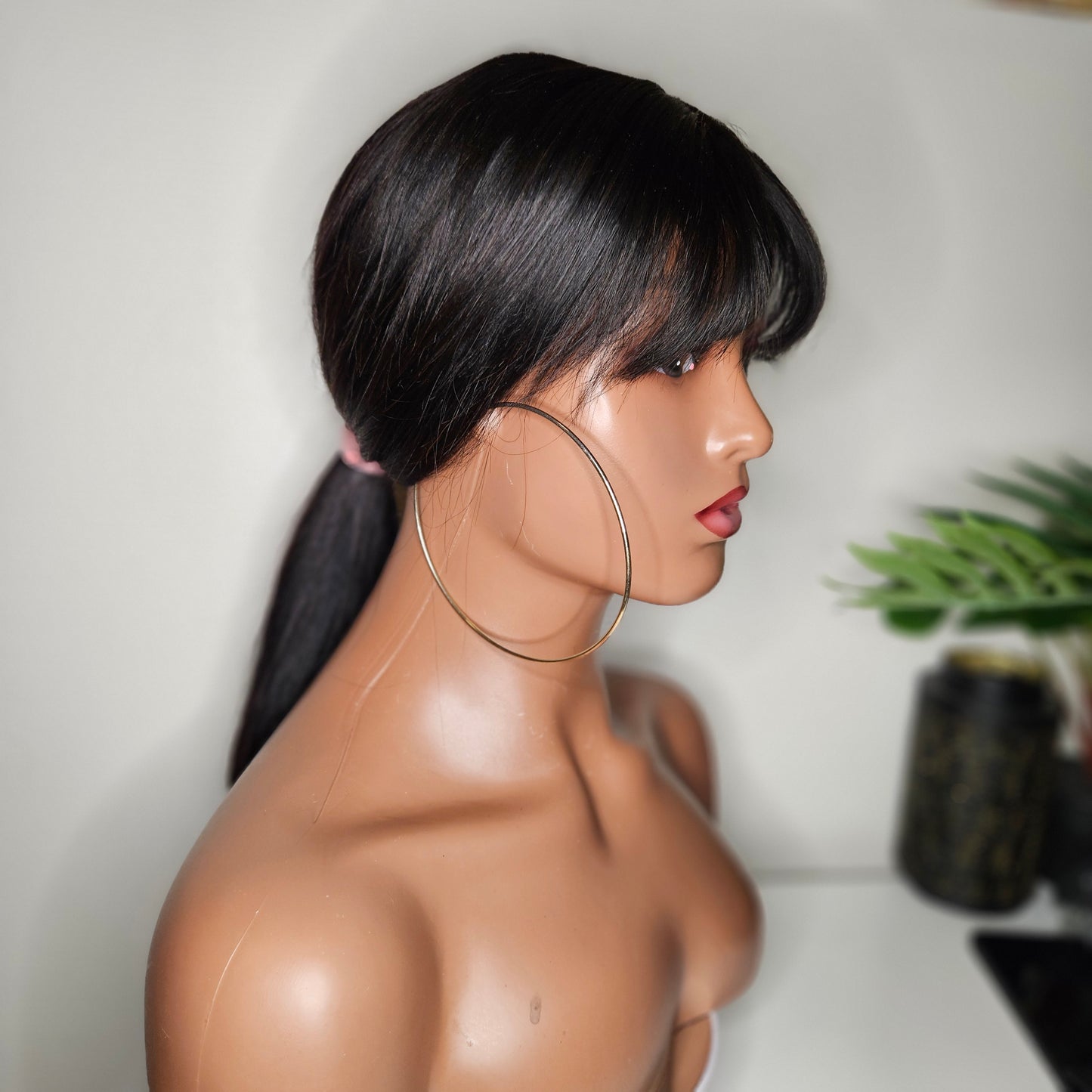 Bone straight Bob  (Fringe)